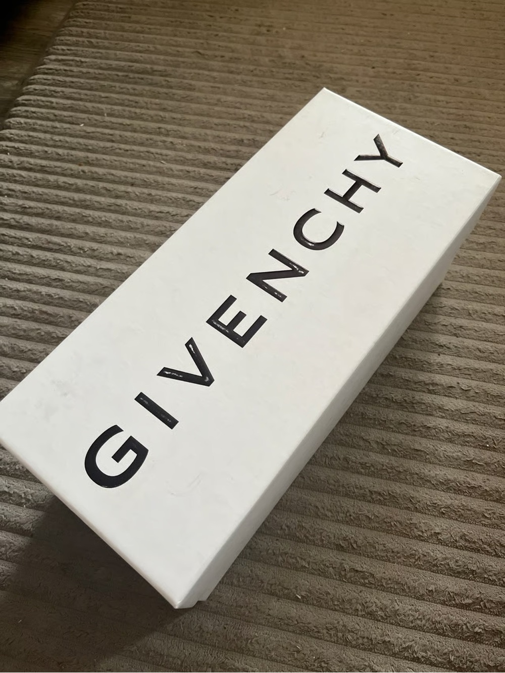 givenchy slides - Picture 4 of 6